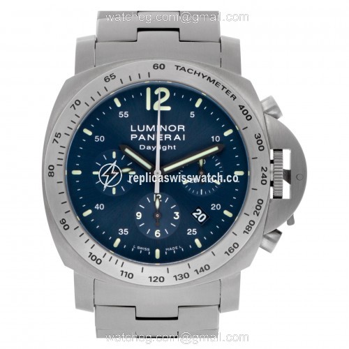 Panerai PAM00327 Luminor Automatic Male Titanium Replica Panerai PAM00327 Luminor Automatic Male Titanium Replica