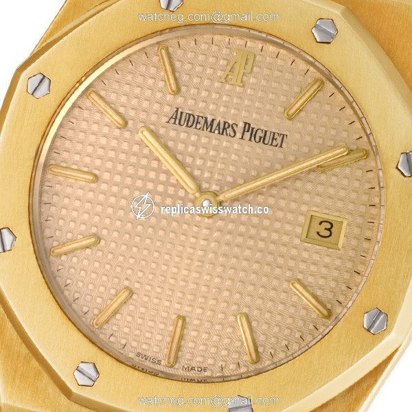 Audemars Piguet 317 Royal Oak Quartz Male 18k yellow gold Watches Audemars Piguet 317 Royal Oak Quartz Male 18k yellow gold Watches