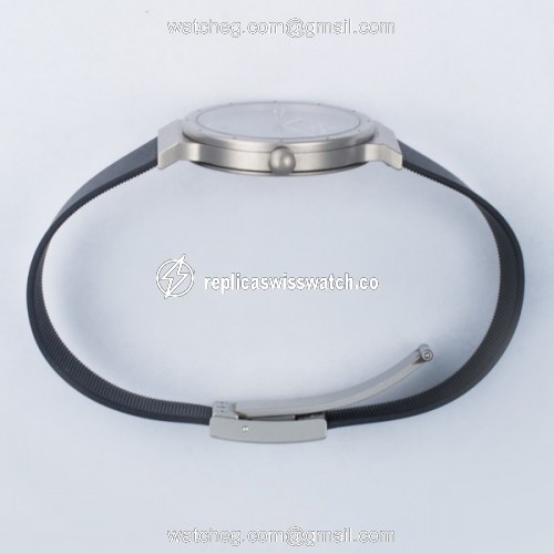 IWC 3330 Porsche Design Quartz Male Titanium Replica