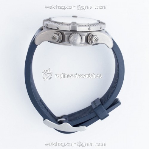 Breitling E73360 Avenger Quartz Male Titanium Watches Breitling E73360 Avenger Quartz Male Titanium Watches