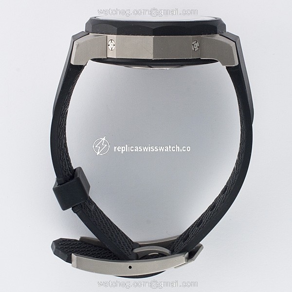 Corum 277.931.06/0371 Admirals Cup Automatic Male Titanium Replica