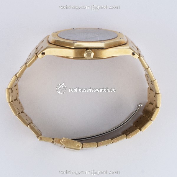 Audemars Piguet 10281 Royal Oak Quartz Male 18k yellow gold Replica