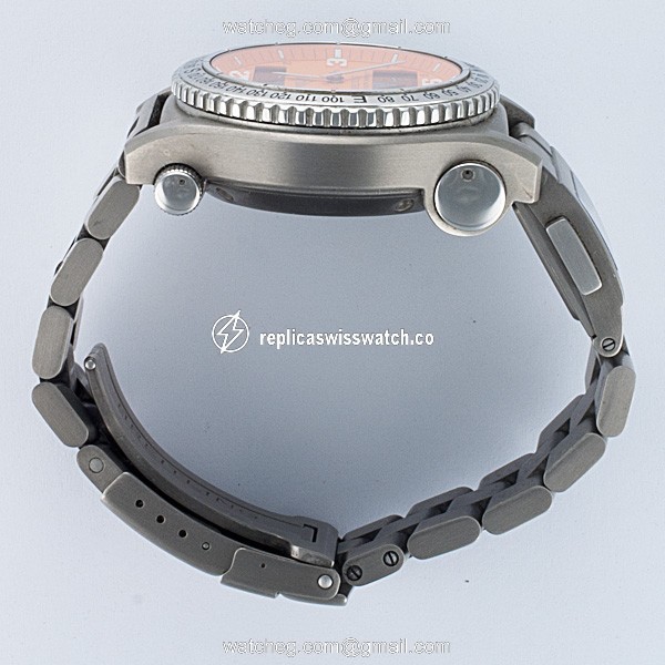 Breitling E76321 Emergency Quartz Male Titanium Watches Breitling E76321 Emergency Quartz Male Titanium Watches