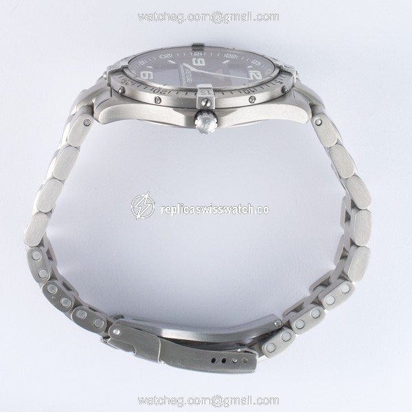 Breitling E75362 Aerospace Quartz Male Titanium Watches Breitling E75362 Aerospace Quartz Male Titanium Watches