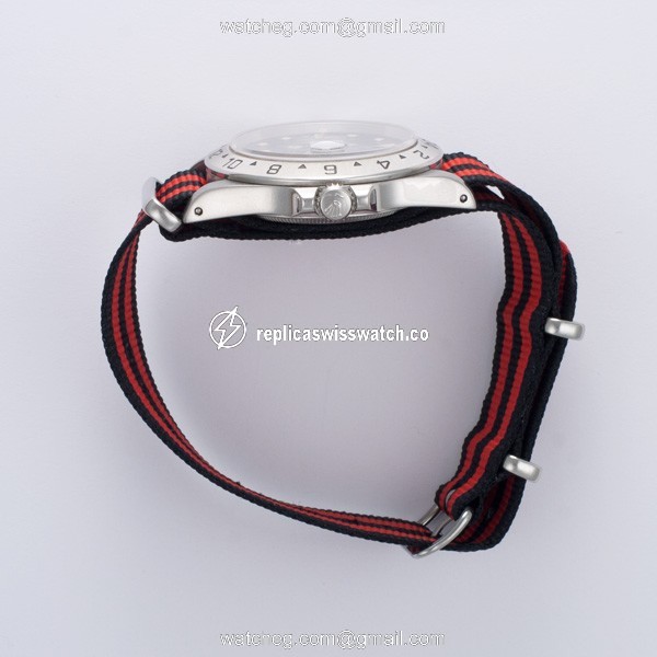 Rolex 16570 Explorer II Automatic Male Stainless Steel Replica