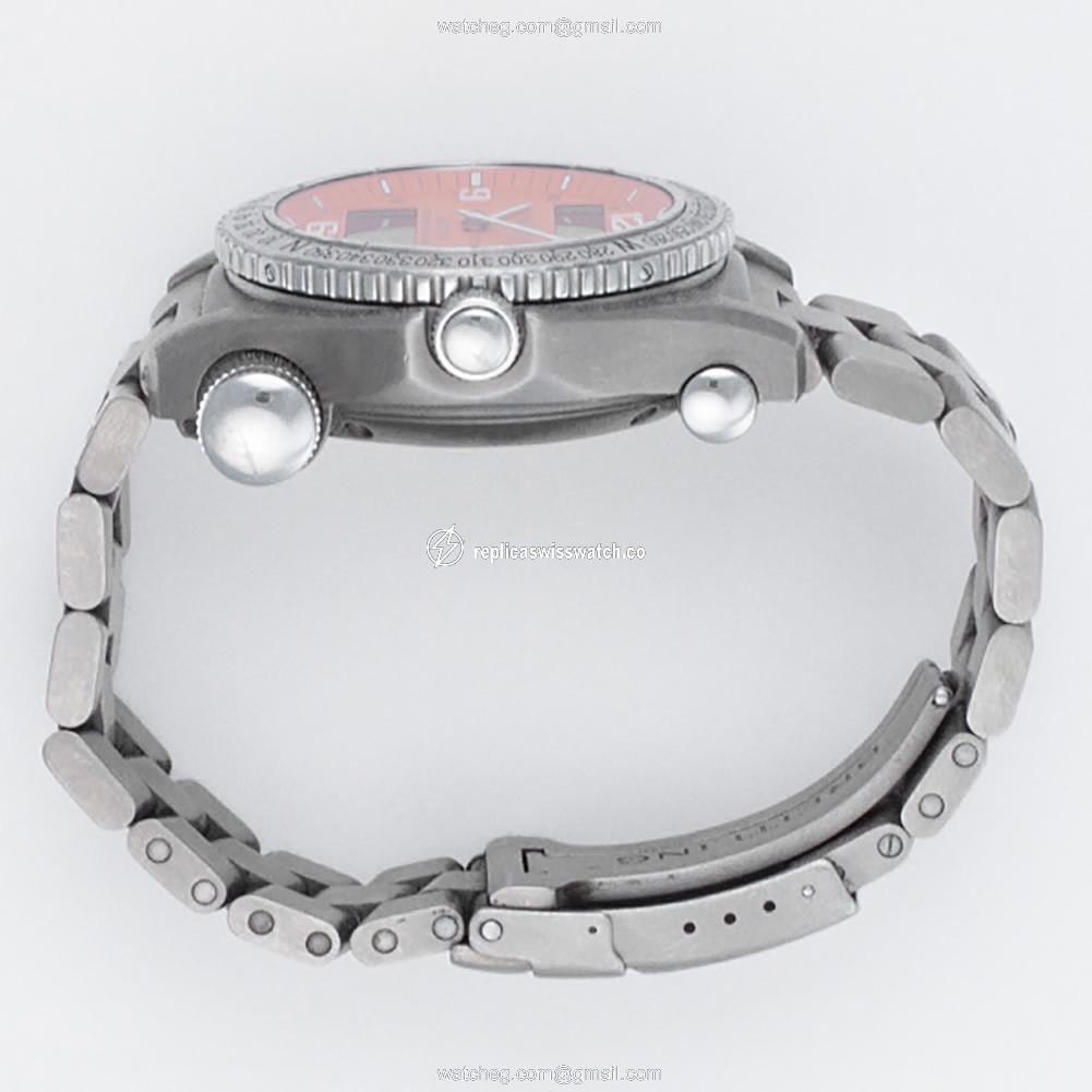 Breitling Breitling 132 Emergency Quartz Male Titanium Watches Breitling Breitling 132 Emergency Quartz Male Titanium Watches