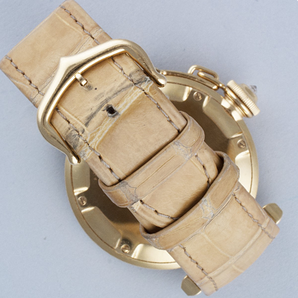 Cartier WJ11891G Pasha Automatic Female 18k yellow gold Watches Cartier WJ11891G Pasha Automatic Female 18k yellow gold Watches