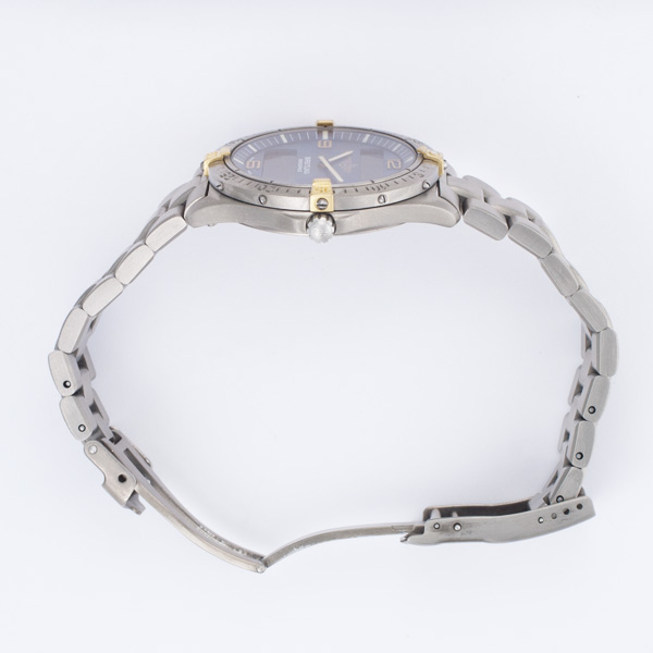 Breitling F56062 Aerospace Quartz Male Titanium Watches Breitling F56062 Aerospace Quartz Male Titanium Watches