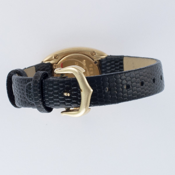 Cartier 1952 Baignoire Quartz Female 18k yellow gold Watches Cartier 1952 Baignoire Quartz Female 18k yellow gold Watches