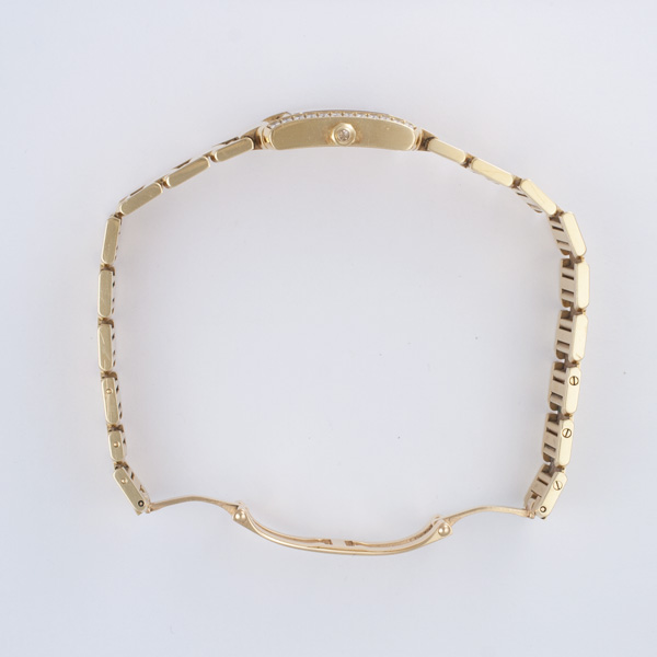 Cartier 2385 Tank Francaise Quartz Female 18k yellow gold Watches Cartier 2385 Tank Francaise Quartz Female 18k yellow gold Watches
