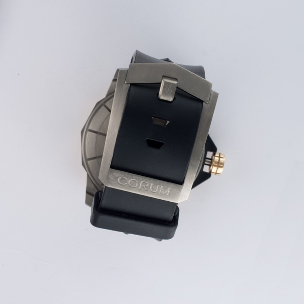 Corum 01.0002 Admirals Cup Automatic Male Titanium Watches Corum 01.0002 Admirals Cup Automatic Male Titanium Watches