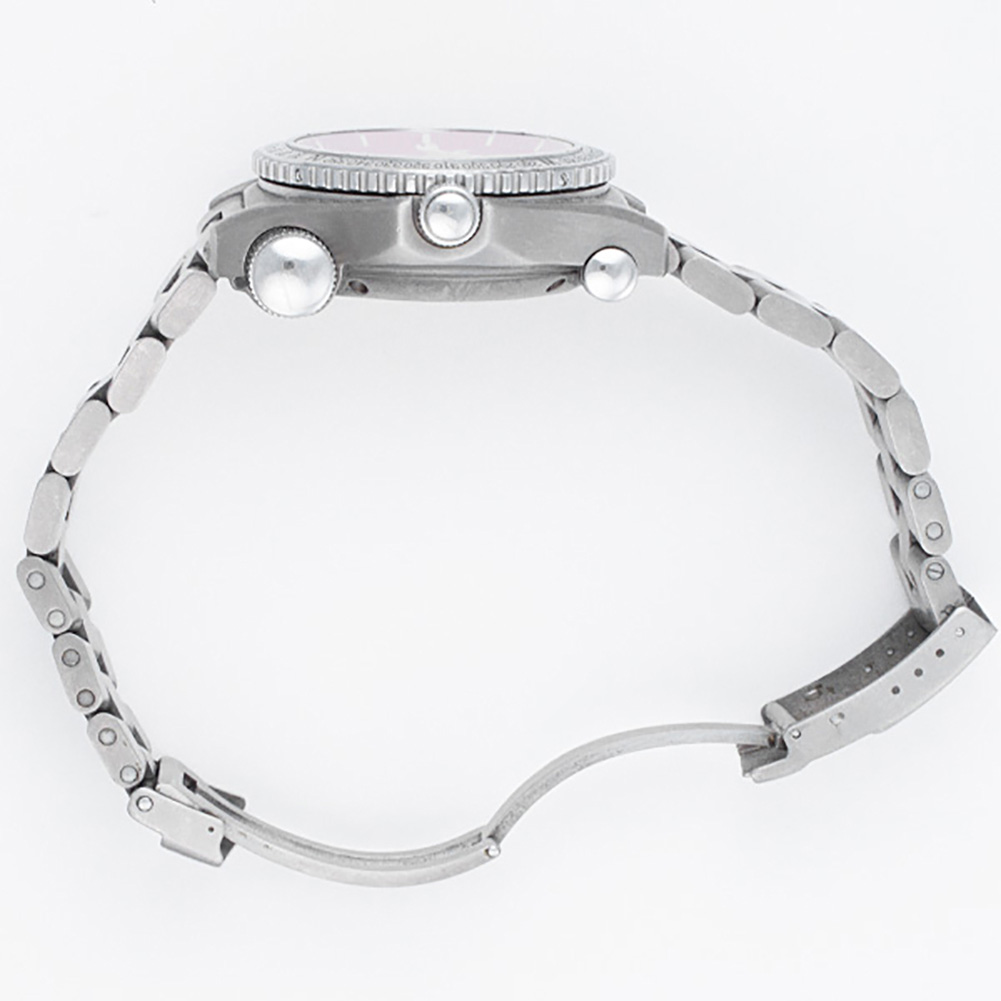 Breitling Breitling 132 Emergency Quartz Male Titanium Watches Breitling Breitling 132 Emergency Quartz Male Titanium Watches