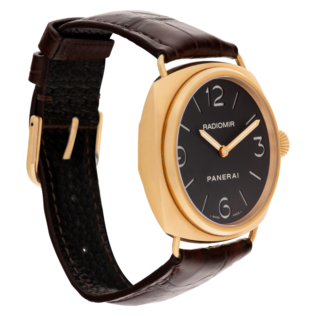 Panerai PAM 231 Radiomir Manual Male 18k rose gold Watches Panerai PAM 231 Radiomir Manual Male 18k rose gold Watches