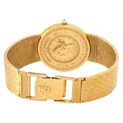 Corum Corum 2899 Bicentennial Manual Unisex 18k yellow gold Watches Corum Corum 2899 Bicentennial Manual Unisex 18k yellow gold Watches