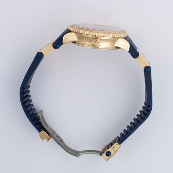 Ulysse Nardin 266-51 Maxi Marine Automatic Male 18k yellow gold Watches Ulysse Nardin 266-51 Maxi Marine Automatic Male 18k yellow gold Watches