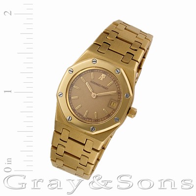 Audemars Piguet c39685 Royal Oak Quartz Female 18k yellow gold Replica Watches