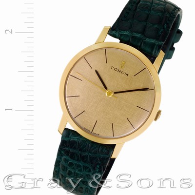 Corum 51116 Manual Male 18k yellow gold Replica Watches