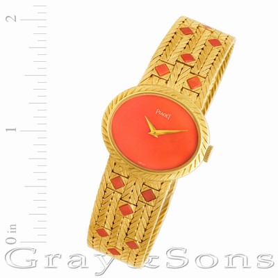Piaget 6801 e 10 Classic Manual Female 18k yellow gold Replica Watches
