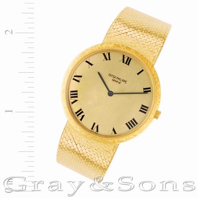 Patek Philippe 3520/12 Calatrava Manual Male 18k yellow gold Replica Watches